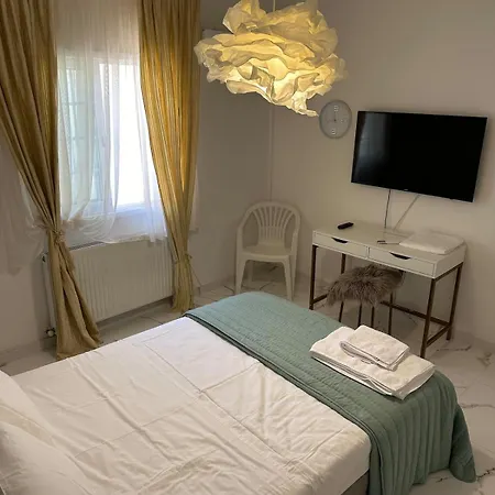 Modern House In 펜션 라르나카