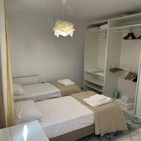 בית נופש Modern House In לרנקה