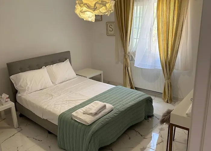 Modern House In Σπίτι διακοπών